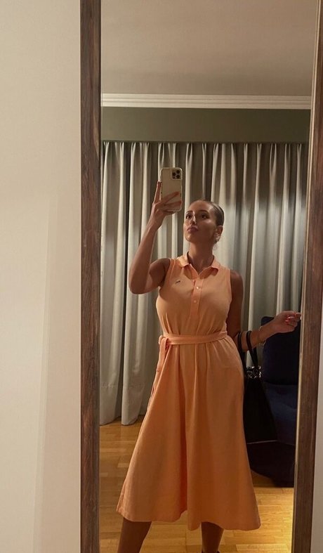 BustyAna only fans leaks