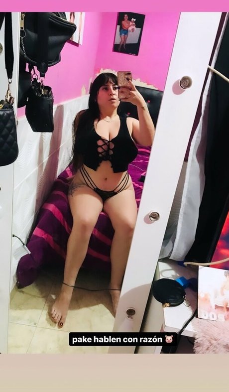 Estefania Rodriguez onlyfans model photo