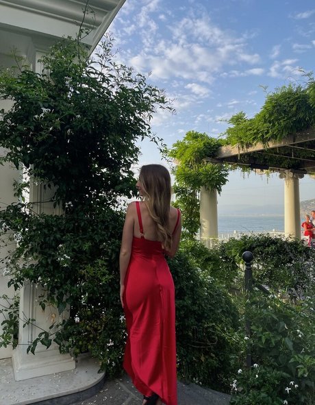 Charlotte Bregman on onlyfans