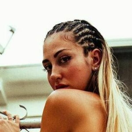 Paula Dinamicah leaked onlyfans pics