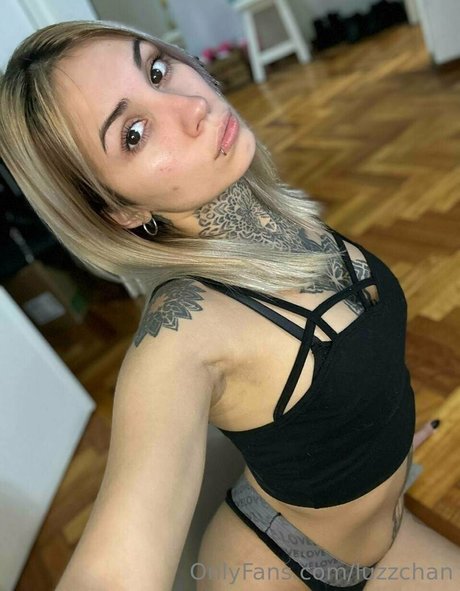 luzzchan onlyfans pics