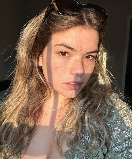 Liz Equals ASMR strip onlyfans