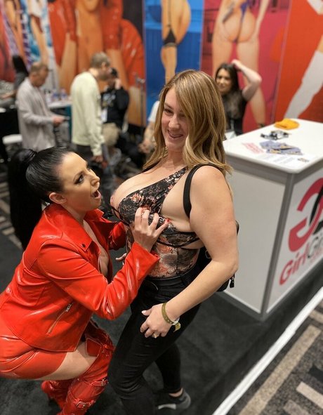 LeeAnne onlyfans pics