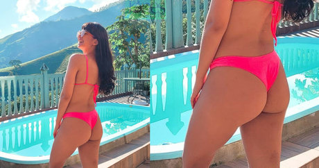 Bella Barp nude onlyfans leak