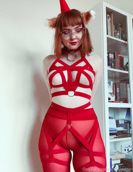 Lilslvkitten leaked onlyfans content