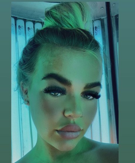 Kayleigh Thomsen only fans leaks