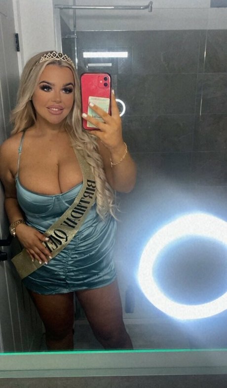 Kayleigh Thomsen onlyfans sextape