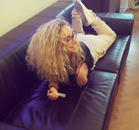 Zimra Geurts onlyfans model