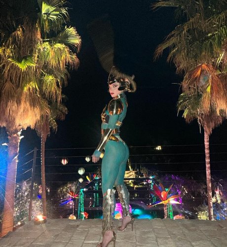 Carmen Caccavale onlyfans leaks.