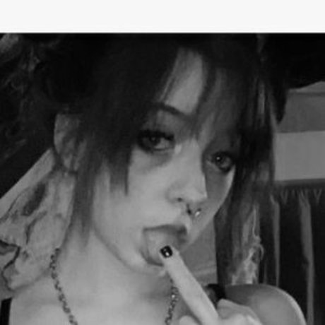 kayl3yz onlyfans nude tits