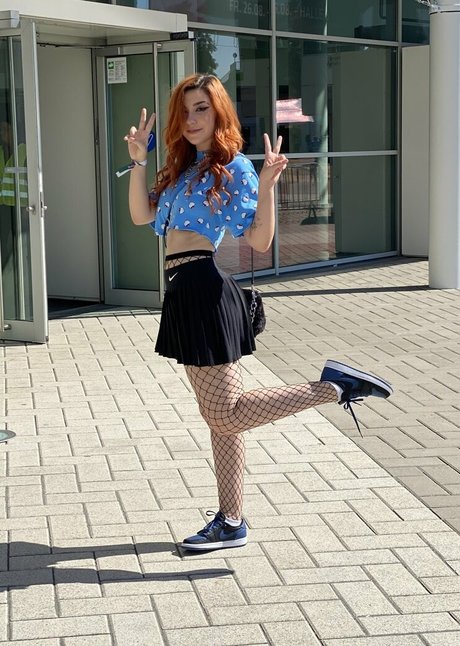 Anni The Duck onlyfans for free