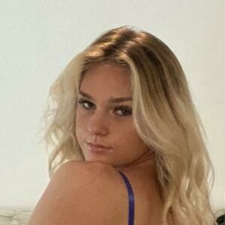 cleorozzo boobs onlyfans