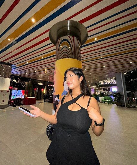 wocprincess onlyfans leajs