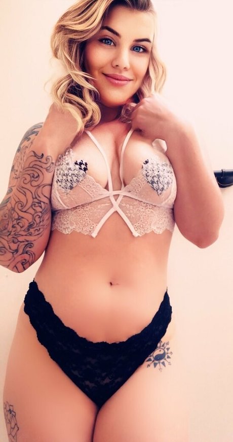lexxiluxx onlyfans pics