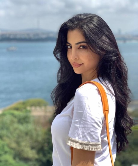 Elwa Saleh leaked onlyfans photos