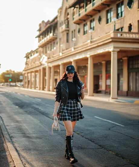 Elwa Saleh onlyfans naked leaks