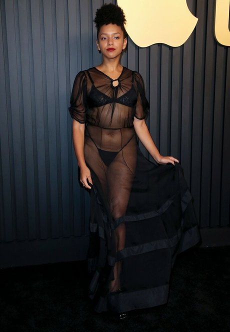 Djouliet Amara onlyfans content