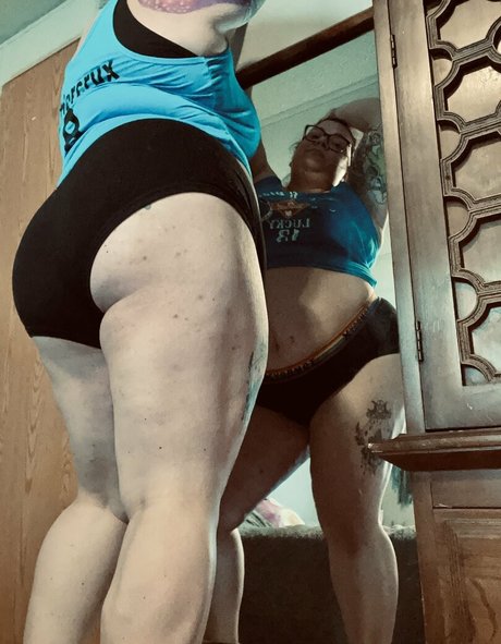 hela stoned bbw onlyfans public photos