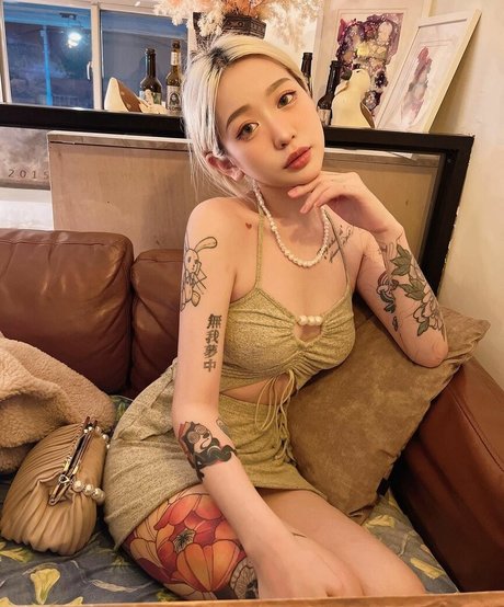 missmozzi only fans leak nude