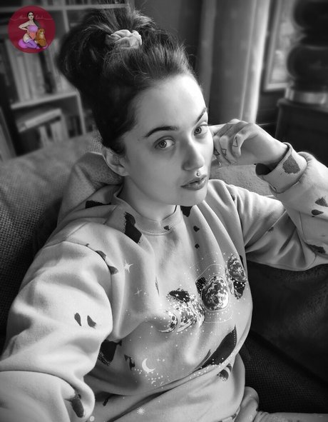 bonnieisbeloved onlyfans naked