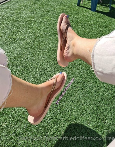 barbiedollfeetxoxofree onlyfans naked