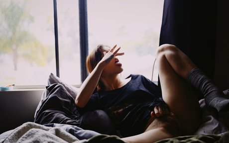 oliviawildinfree onlyfans leaked pictures