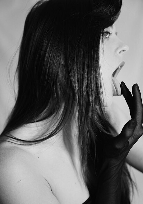 oliviawildinfree onlyfans nude leaked