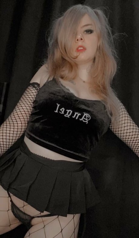 Kikiyou onlyfans post