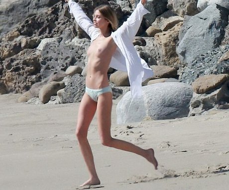 Stella Maxwell nudes onlyfans leak