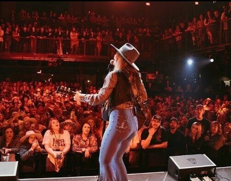 Lainey Wilson onlyfans nudes leaked