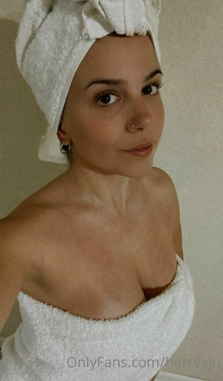 Valu Herrera onlyfans leak porn