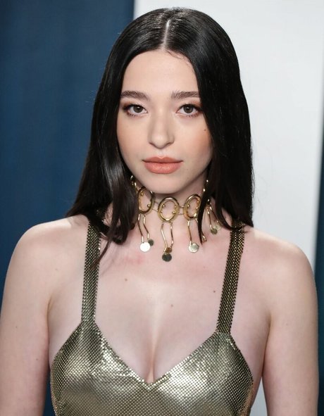 Mikey Madison onlyfans leaked pics