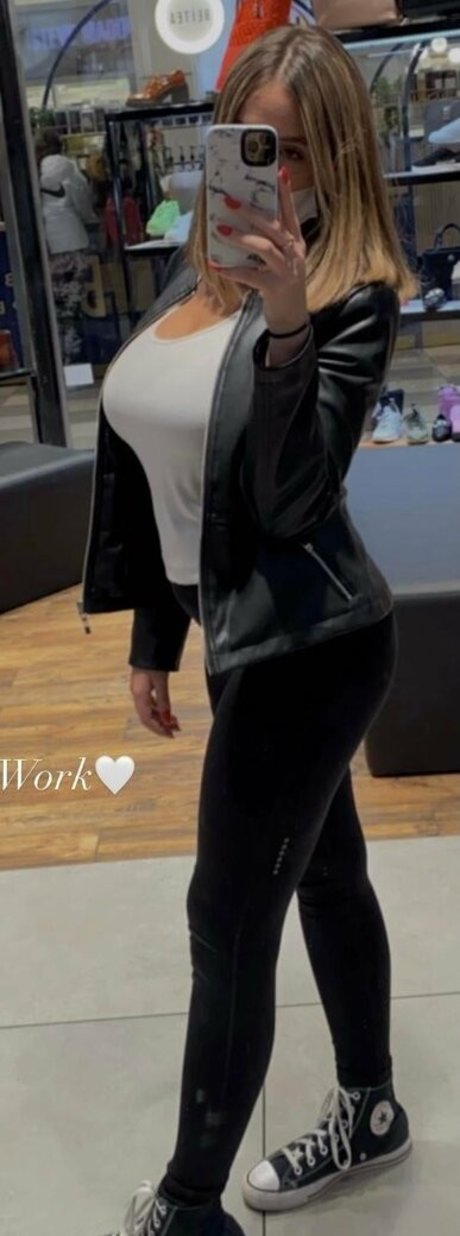 noaperetss nudes only fans