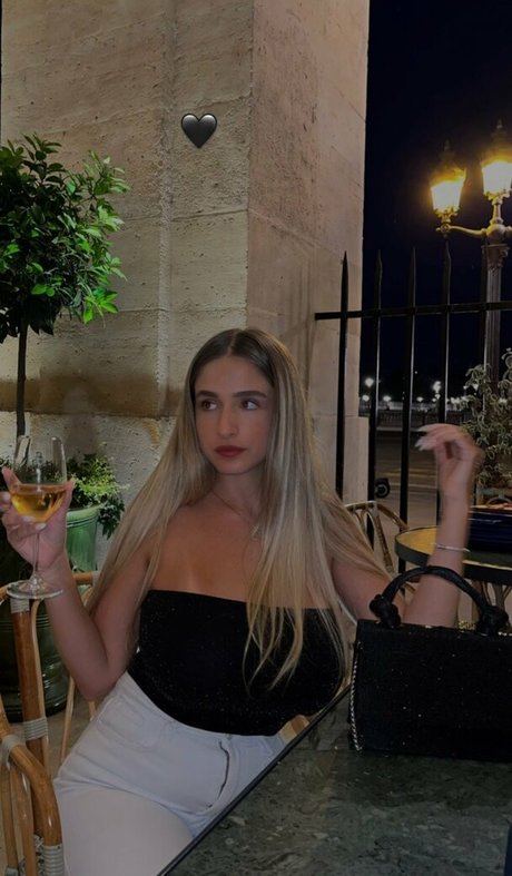 noaperetss onlyfans explicit content