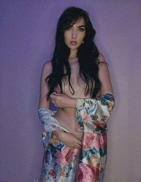 cassie swallows onlyfans explicit content