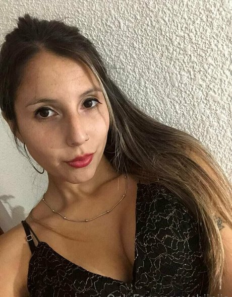 chiiniis strip onlyfans