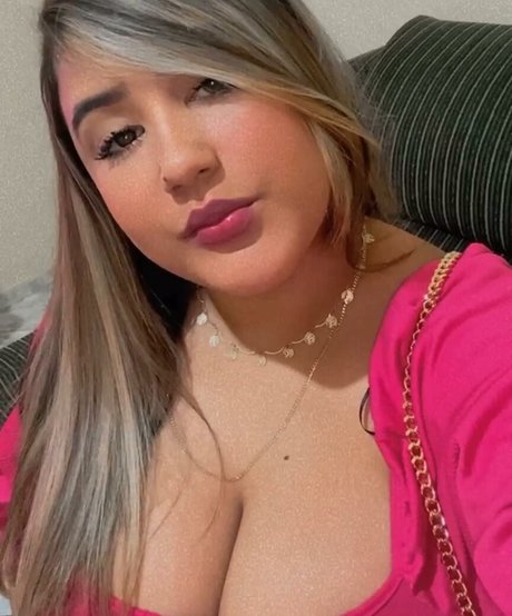 Rayanny Santos onlyfans posts