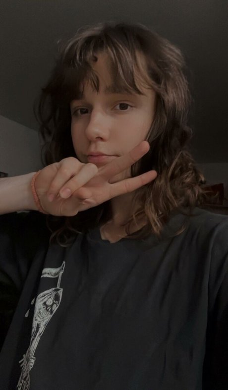 Mossy Barmales leaks only fans