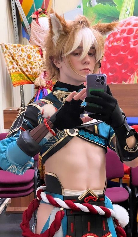 Mossy Barmales naked on onlyfans