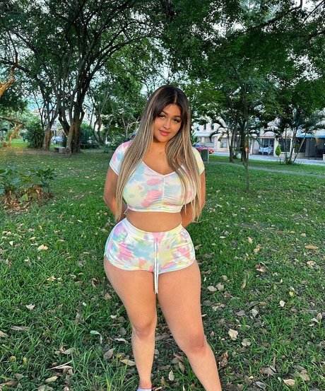 Greicy mariana18 onlyfans tits