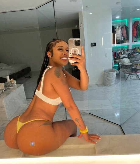 ohsoyoujade onlyfans nude leak