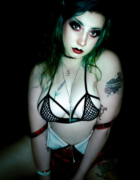 sarahsuccubusfreepreview onlyfans naked porn