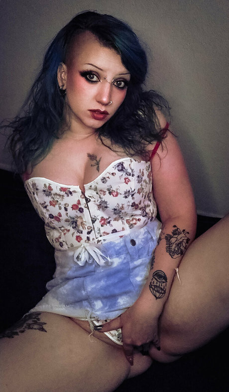 sarahsuccubusfreepreview onlyfans nudes leaked