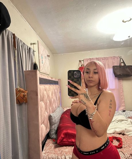 das baddie onlyfans model images