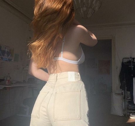 Ariane Ganz onlyfans xx