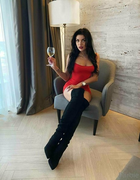 barbie33 nude on onlyfans