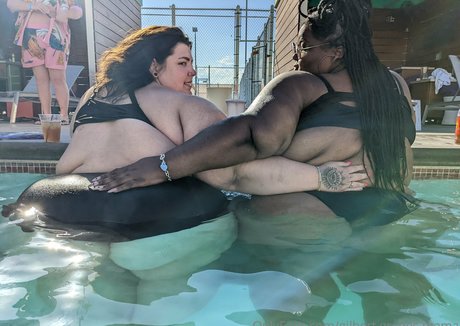 gilbert grapes mama tits onlyfans