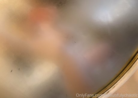 beautifulychaotic only fans sex