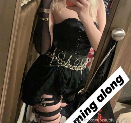 beautifulychaotic onlyfans leaks