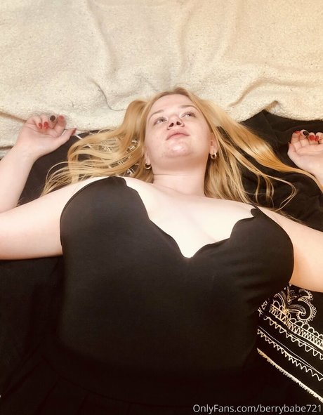 berrybabe721 onlyfans xx